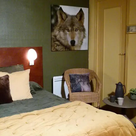 Hotel Papea Yvré-lʼÉvêque