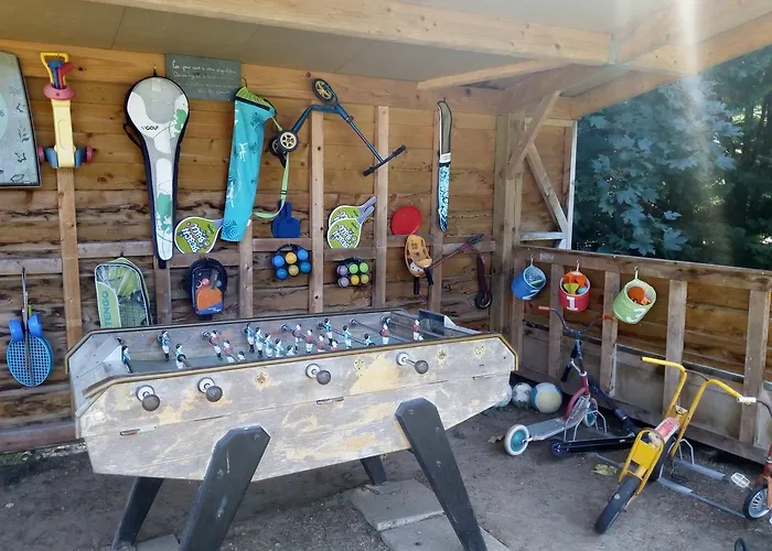 Hotel Papea Yvré-lʼÉvêque