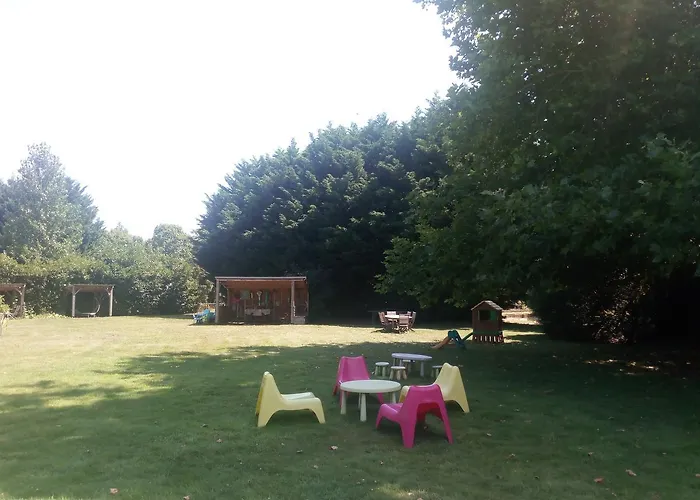 Hotel Papea Yvré-lʼÉvêque